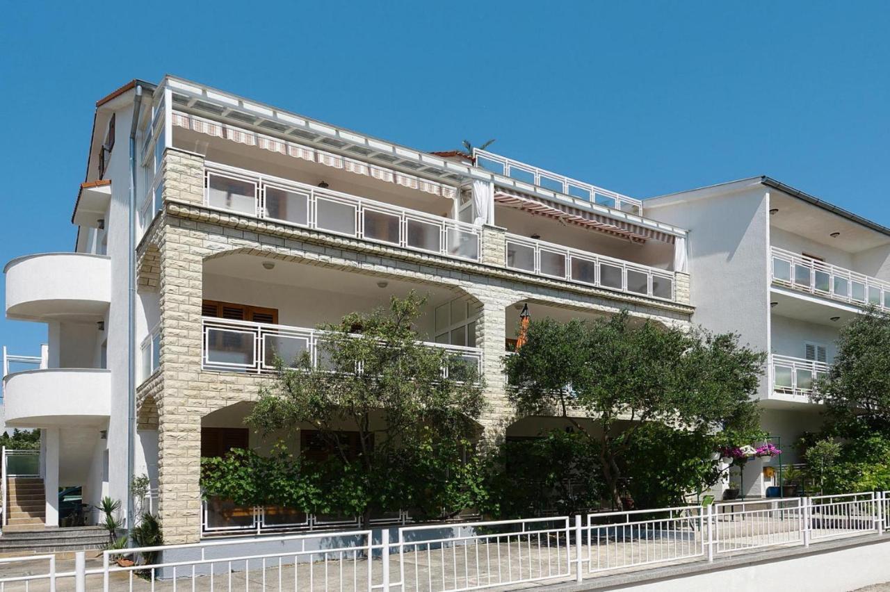 Apartments Adelheid In Biograd, Close To The Beach บีโอกราดนาโมรู ภายนอก รูปภาพ