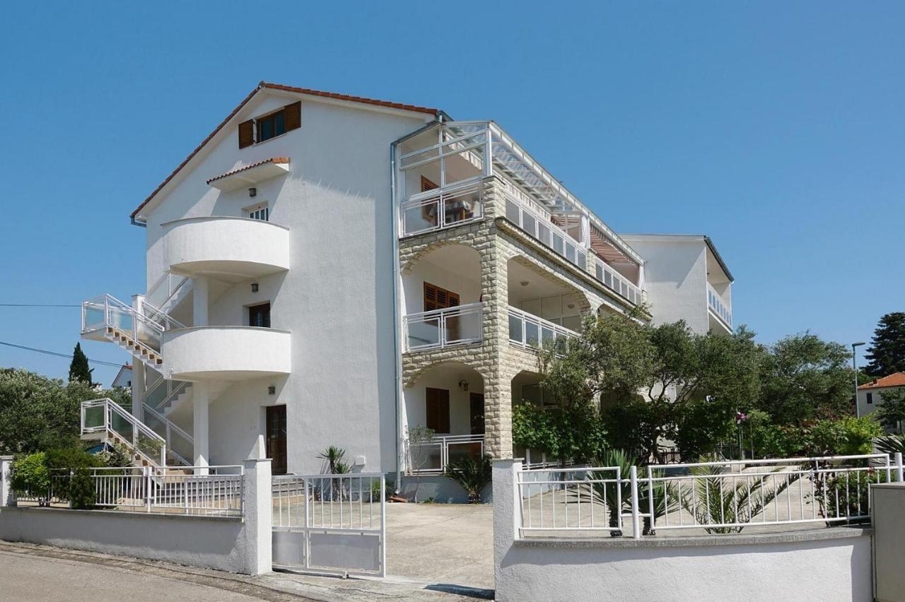 Apartments Adelheid In Biograd, Close To The Beach บีโอกราดนาโมรู ภายนอก รูปภาพ