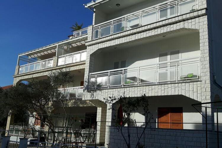 Apartments Adelheid In Biograd, Close To The Beach บีโอกราดนาโมรู ภายนอก รูปภาพ