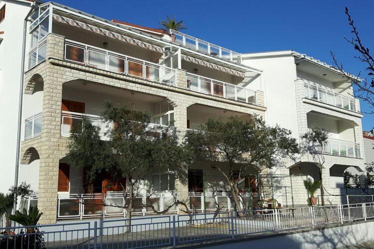 Apartments Adelheid In Biograd, Close To The Beach บีโอกราดนาโมรู ภายนอก รูปภาพ