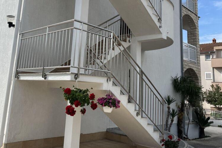 Apartments Adelheid In Biograd, Close To The Beach บีโอกราดนาโมรู ภายนอก รูปภาพ